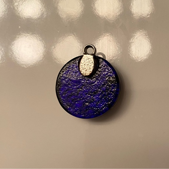 Glass pendant - Picture 3 of 3